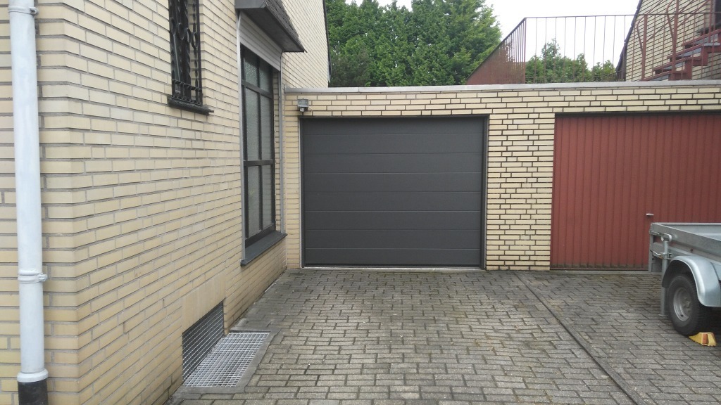 Sliding image